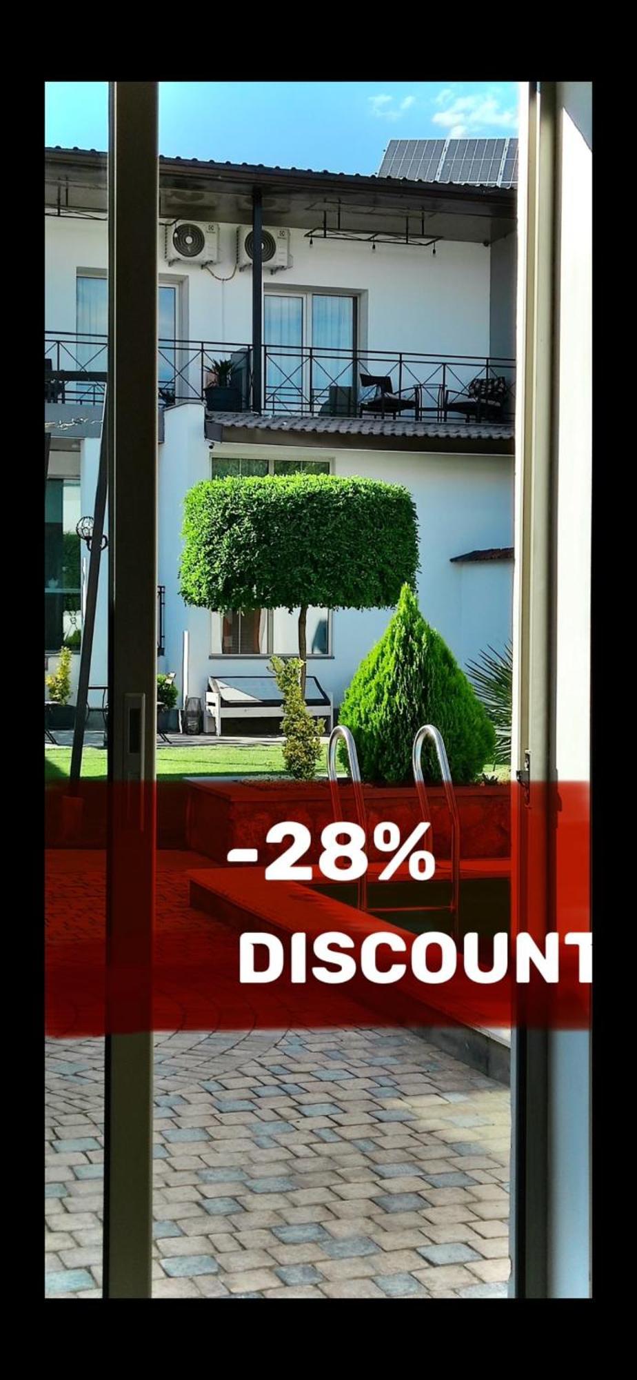 Garden Lounge Hotel 耶烈万 外观 照片